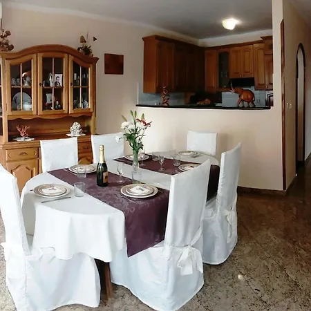 Lejlighed In Mit Grill, Garten Und Terrasse Fažana